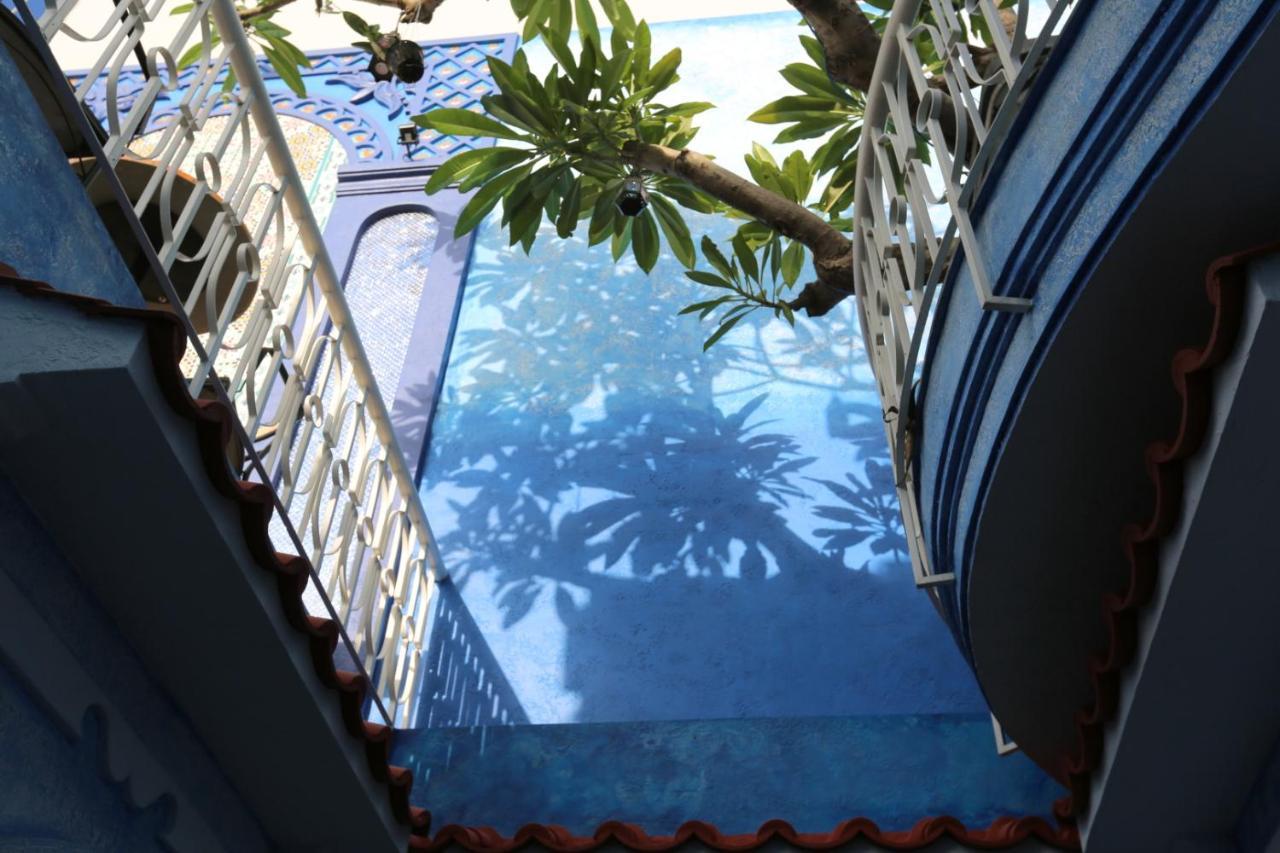Aquarizon Boutique Hostel & City Bar Ho Chi Minh City Exterior photo