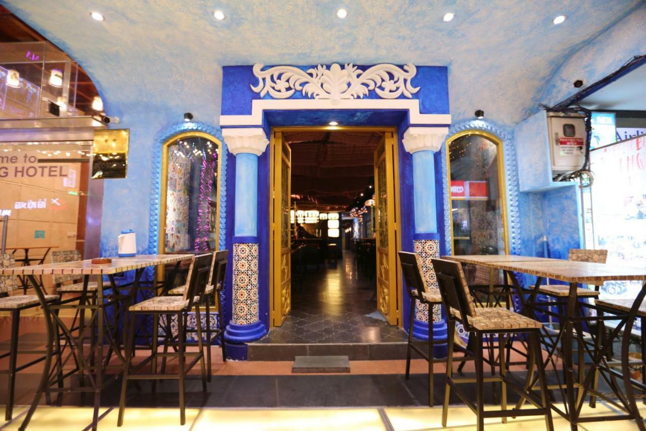Aquarizon Boutique Hostel & City Bar Ho Chi Minh City Exterior photo