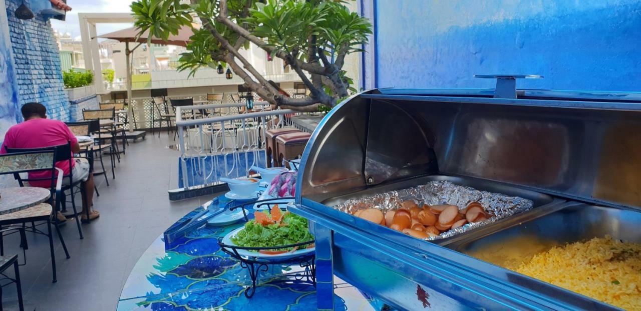 Aquarizon Boutique Hostel & City Bar Ho Chi Minh City Exterior photo