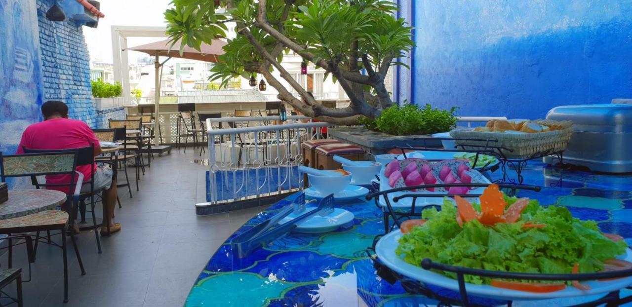 Aquarizon Boutique Hostel & City Bar Ho Chi Minh City Exterior photo